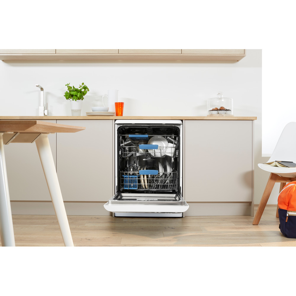 Indesit DFP 27T96 Z UK – image 5