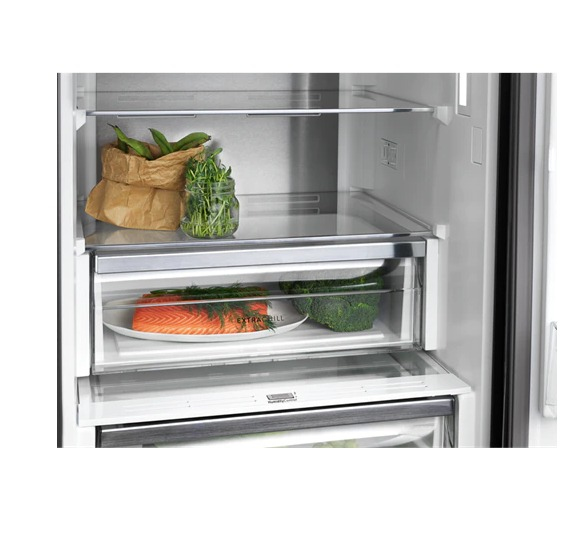 Electrolux LNC7ME32W2 Freestanding – image 3