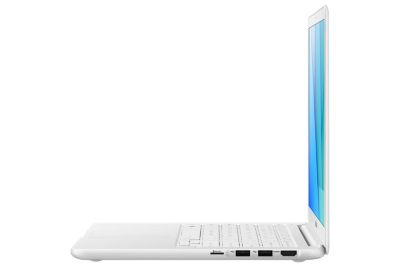 Samsung 9 NT900X5N-K39W Intel® Core™ i3 i3-7100U Laptop – image 4