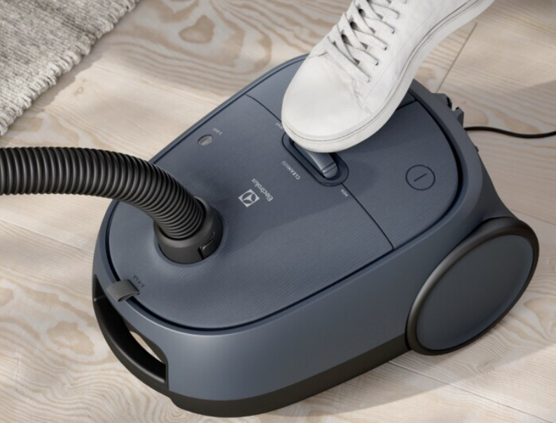 Electrolux EB61C2DBP 3.5 L Cylinder vacuum Dry 750 W Dust bag – image 5