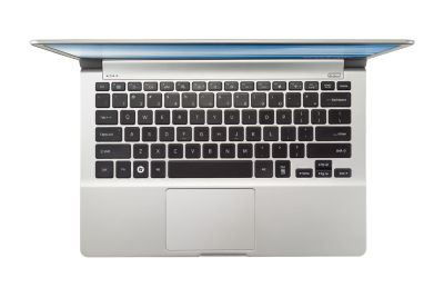 Samsung ATIV 900X3K-K02 Intel® Core™ i5 i5-5200U Laptop 33.8 cm (13.3") Quad HD+ 8 GB LPDDR3-SDRAM 128 GB SSD Windows 8.1 Silver – image 2