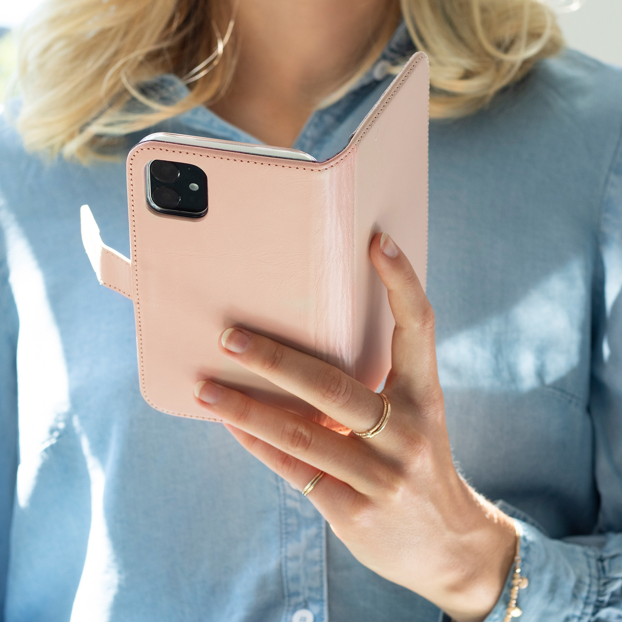 Selencia A426B37818406 mobile phone case – image 5