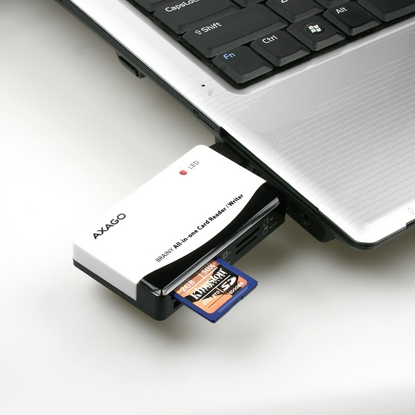 Axagon CRE-X5 card reader USB 2.0 – image 6