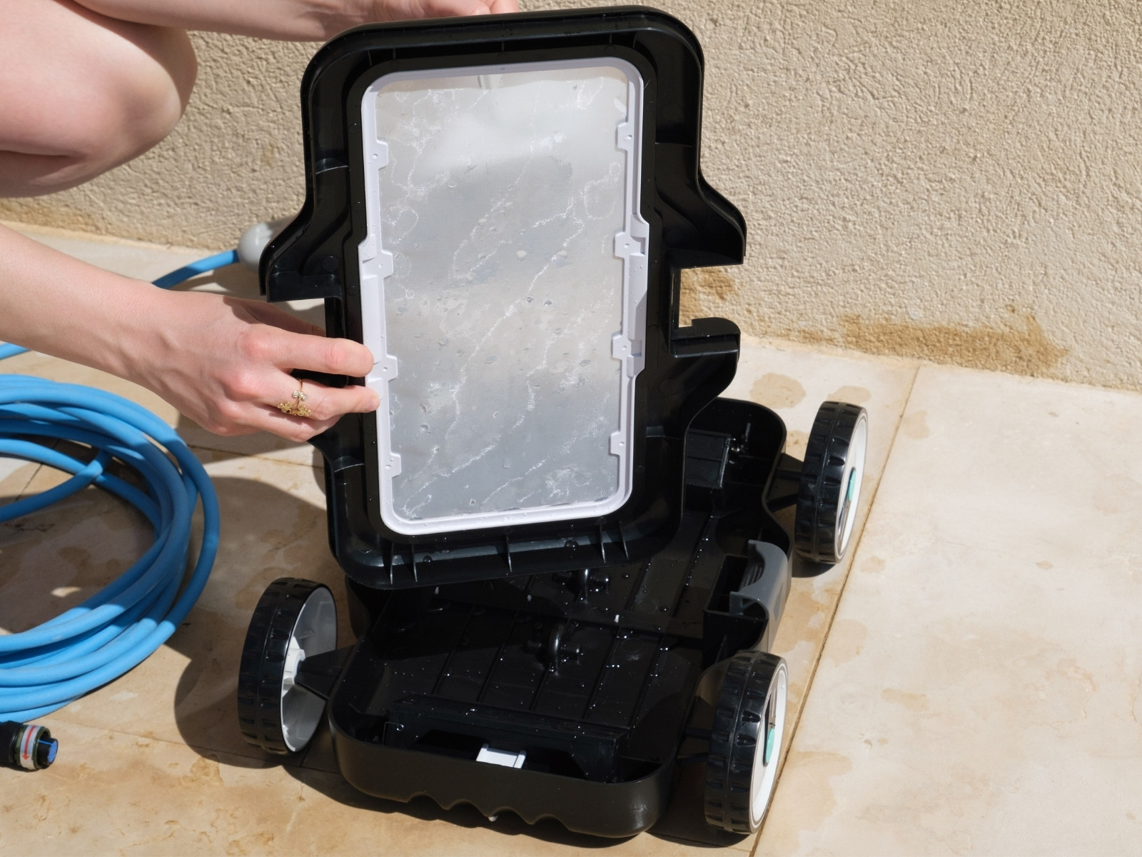 Bestway 58478 Robotic pool cleaner – image 8