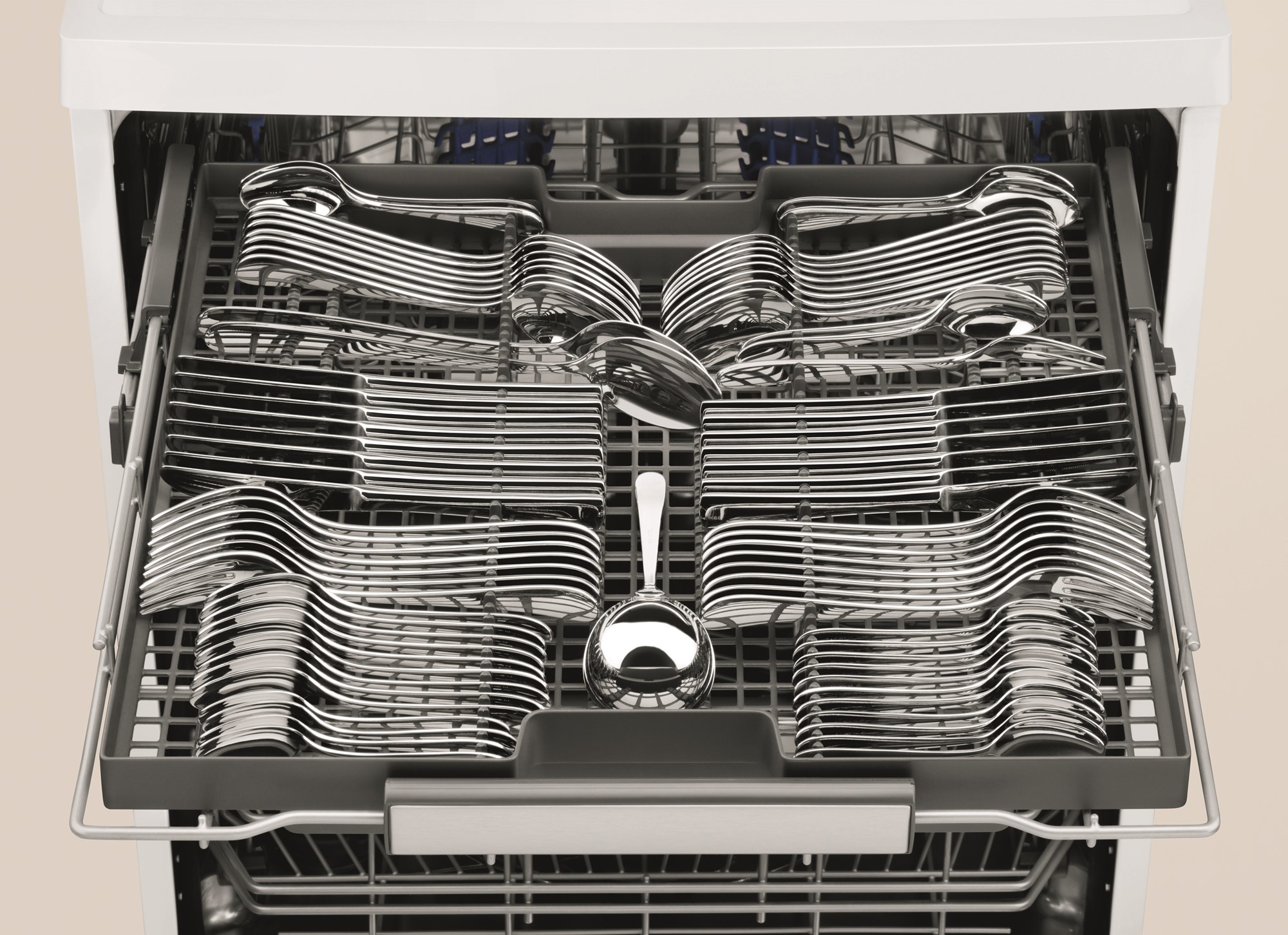 Electrolux ESI8520ROW Semi built-in 15 place settings – image 5
