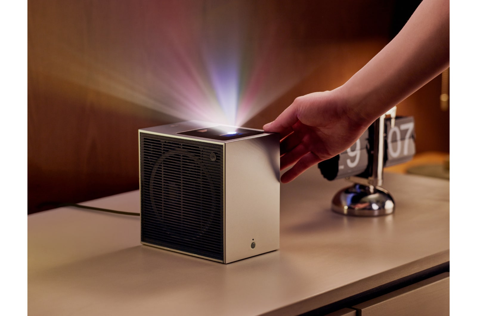 LG CineBeam S – image 7