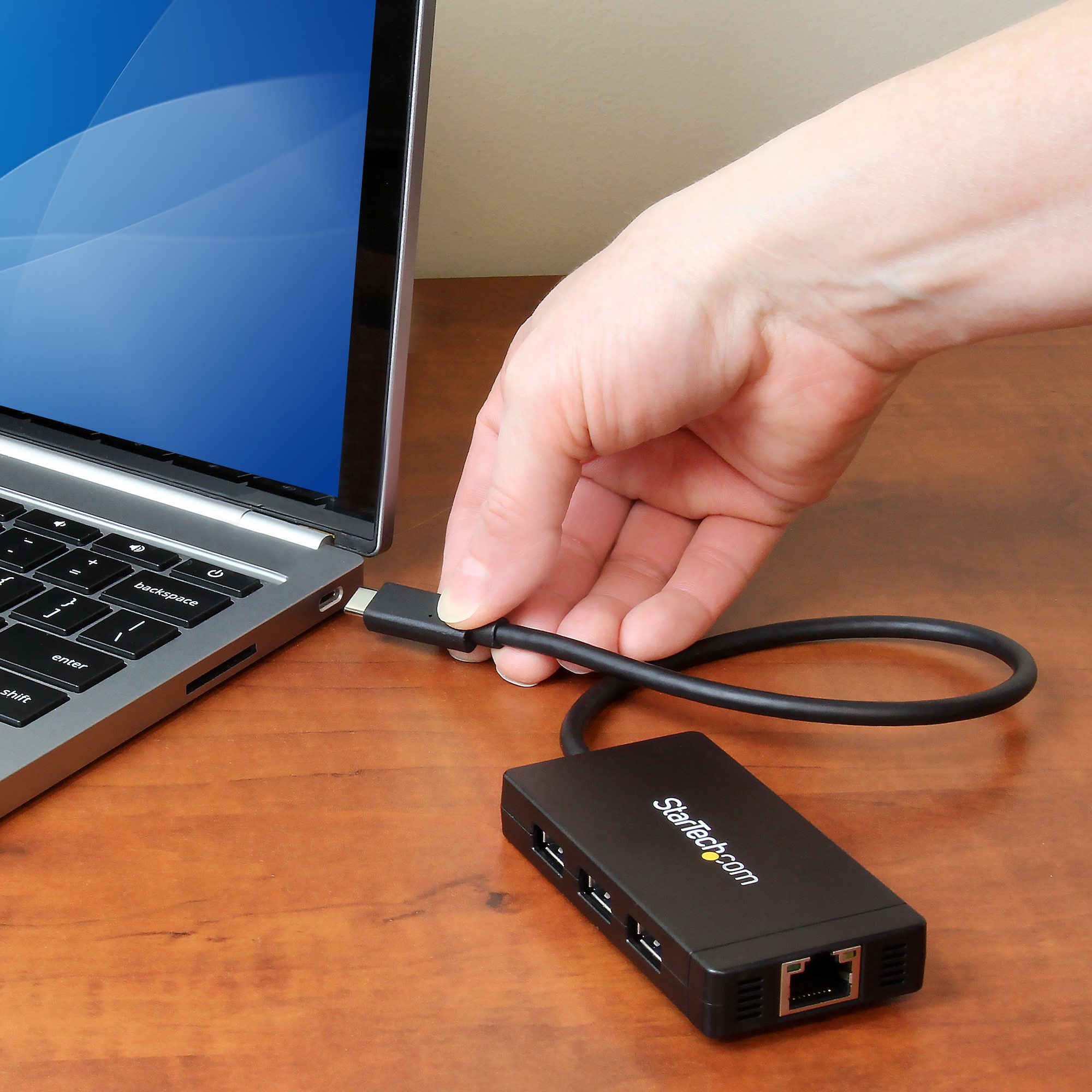 StarTech.com 3-Port USB-C Hub with Gigabit Ethernet - USB-C to 3x USB-A - USB 3.0 (5Gbps) - Includes Power Adapter - TAA – image 6