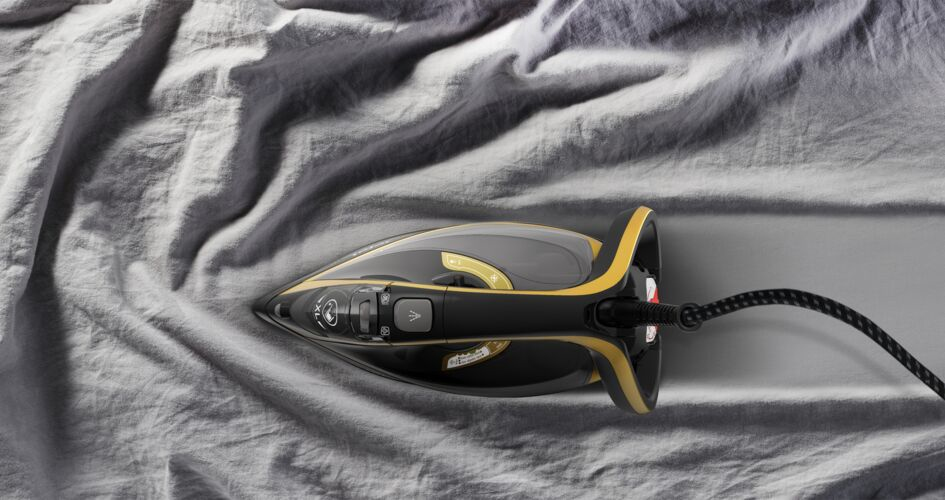 Tefal TurboPro FV5696 Dry iron Durilium AirGlide Autoclean soleplate – image 5
