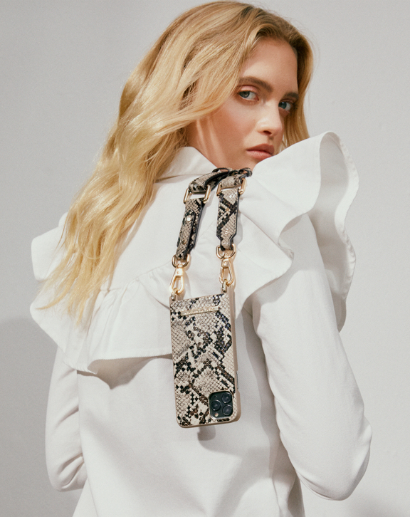 iDeal of Sweden ATELIER NECKLACE CASE – image 2