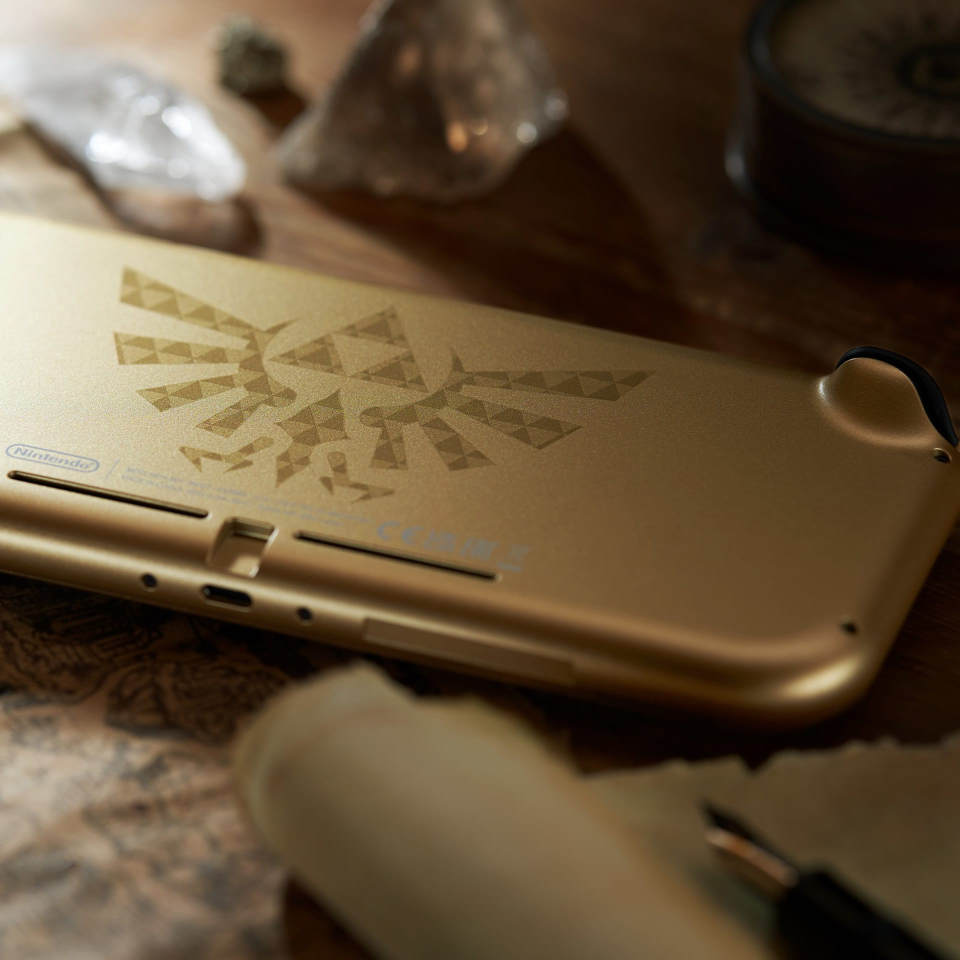 Nintendo Switch Lite Hyrule Edition – image 4