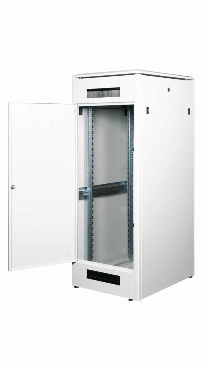 Equip Dynamic Flex 19' Cabinet, 32U – image 5