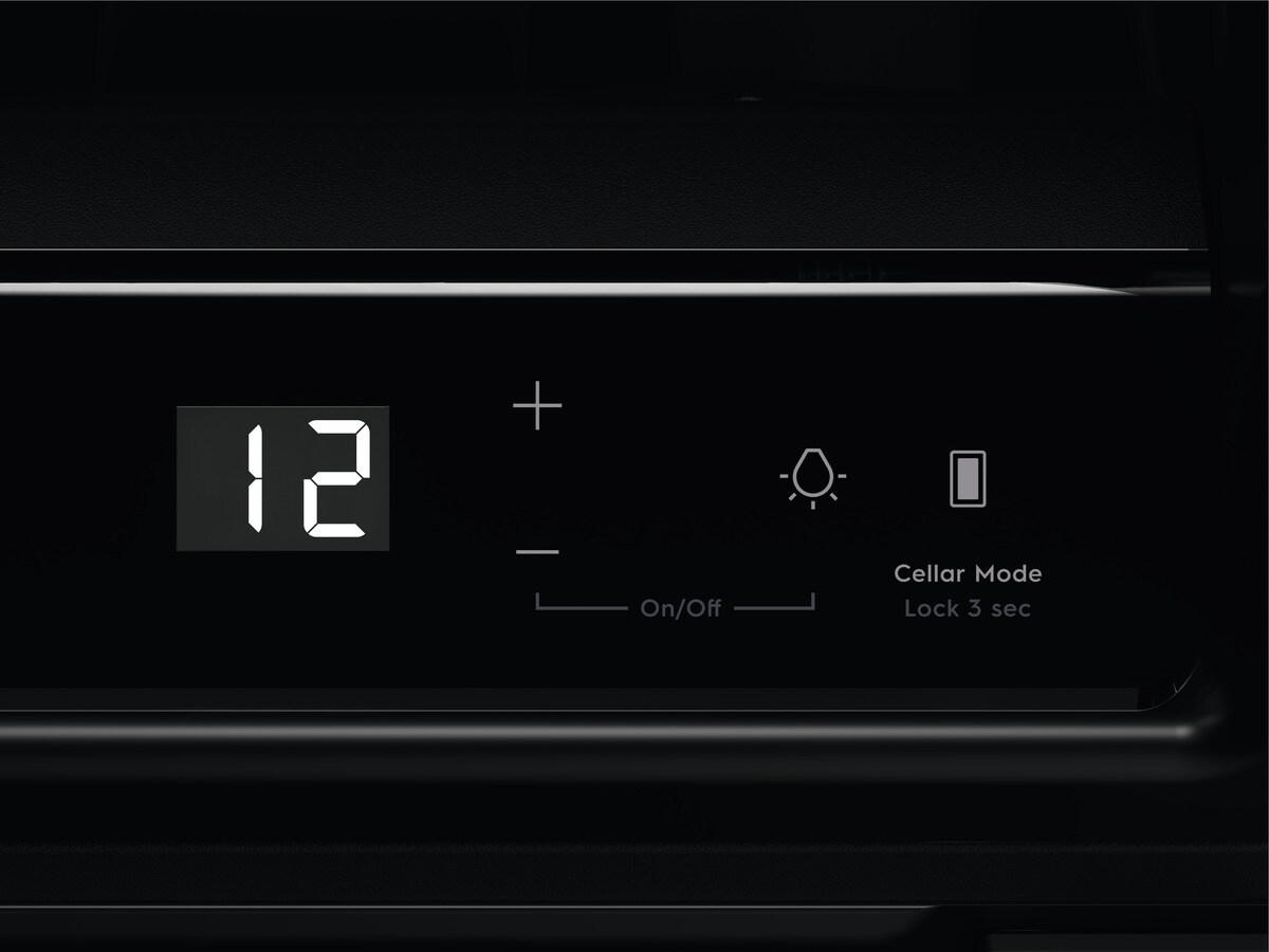 AEG AWUS018B7B Built-in Black 17 bottle(s) – image 5