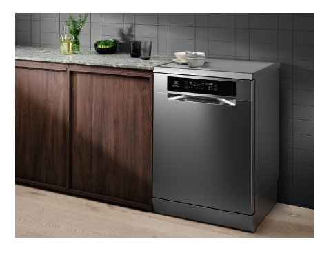 Electrolux ESM89400SX Freestanding 14 place settings – image 7