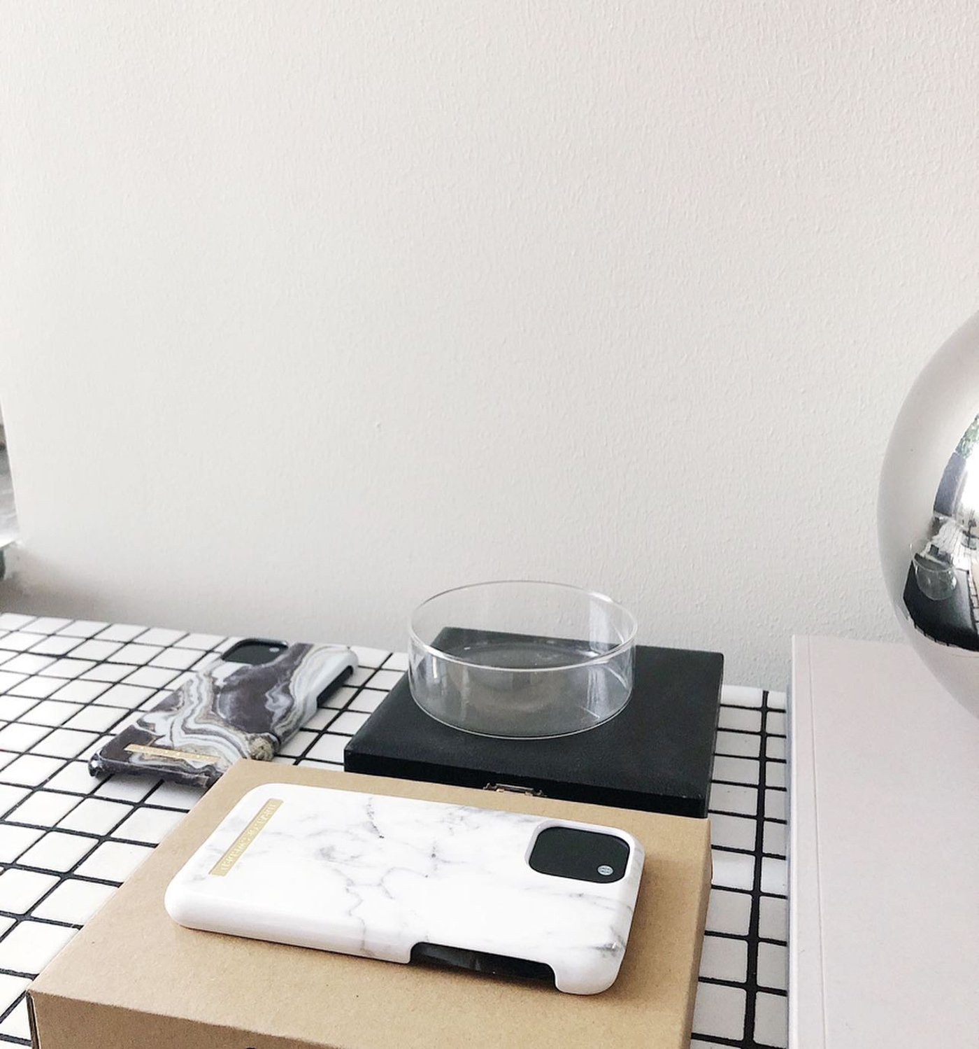 iDeal of Sweden White Marble – image 6