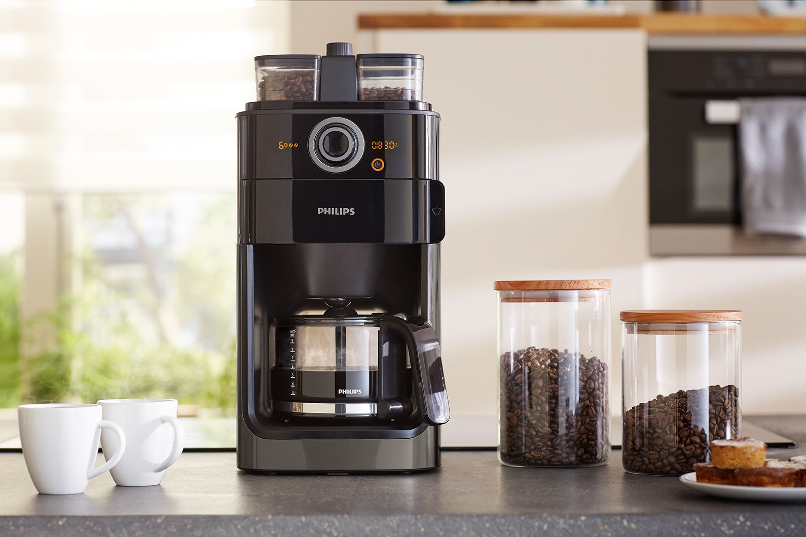Philips Grind & Brew HD7768/80 coffee maker Fully-auto Espresso machine – image 2