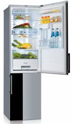 LG GB7143A2HZ fridge-freezer Freestanding – image 2