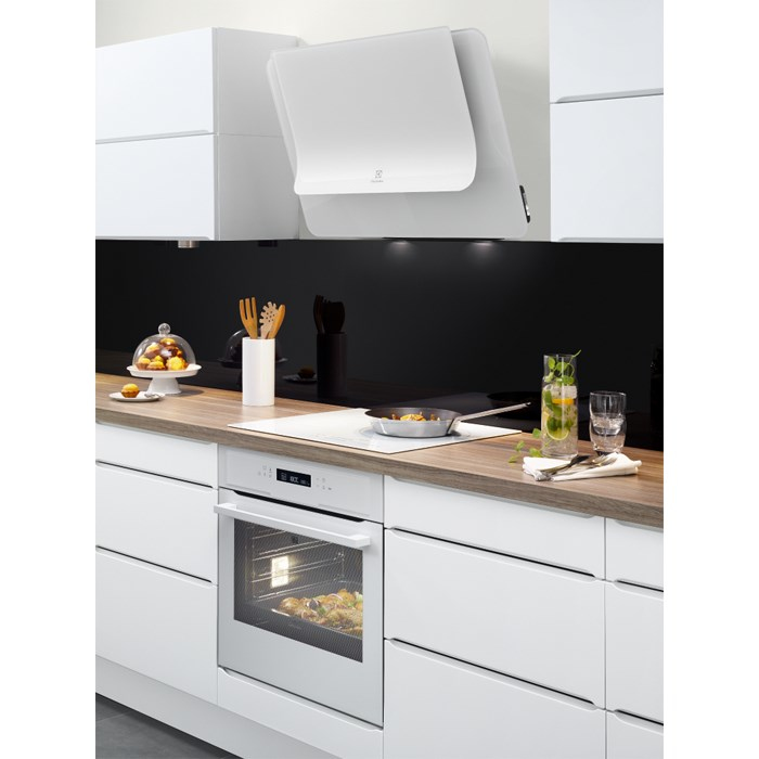 Electrolux EFV80565OW cooker hood Wall-mounted White 619 m³/h – image 2