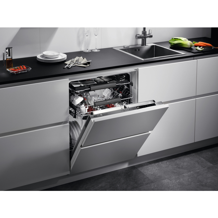 AEG FSE83710P Fully built-in 15 place settings – image 3