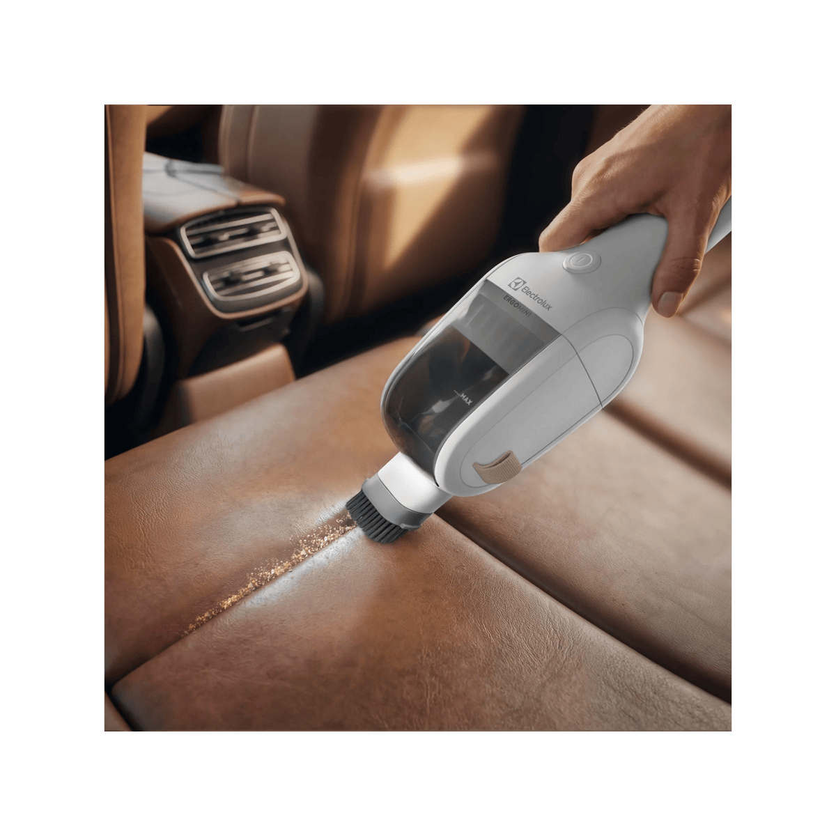 Electrolux EH1EM10SW handheld vacuum White Bagless – image 9