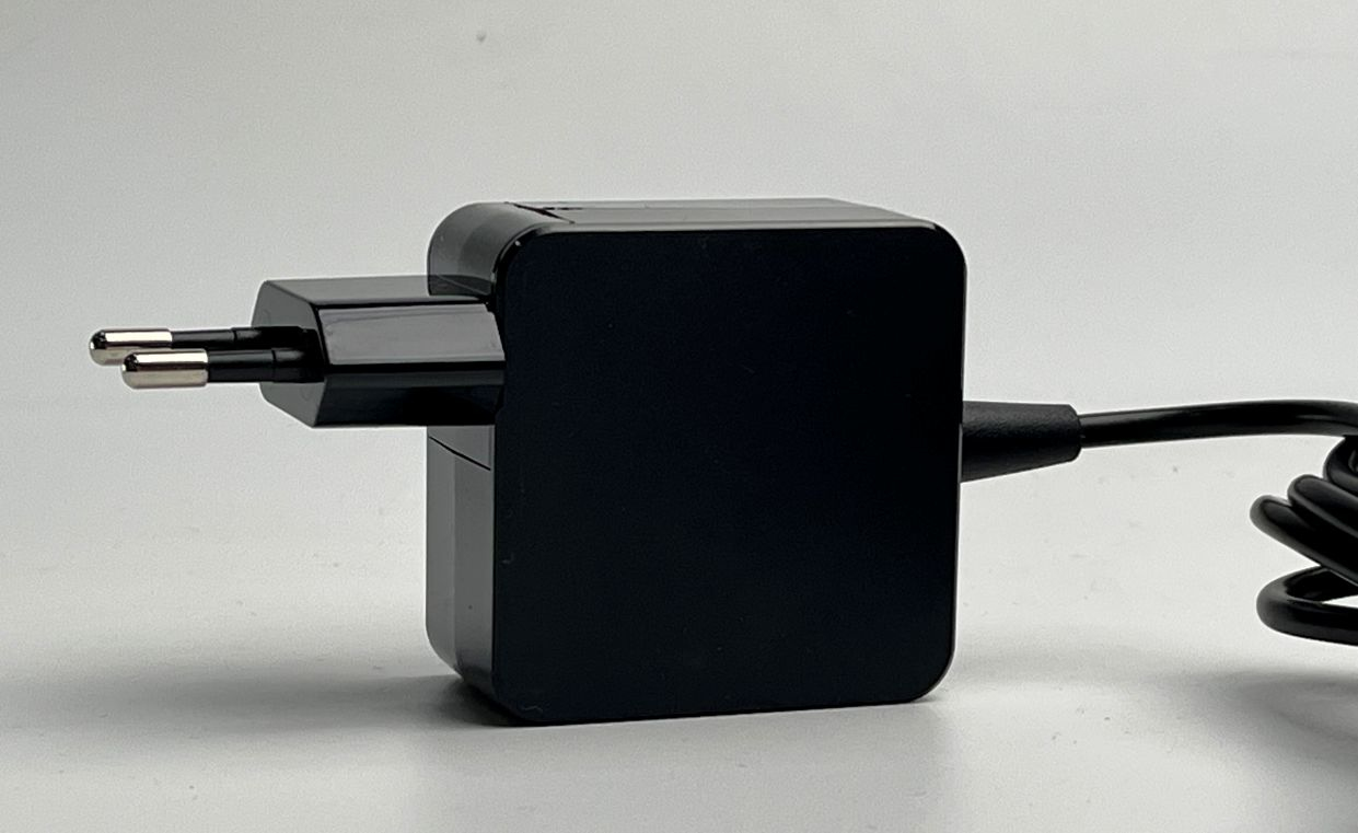 CoreParts MBXDY-AC0002 power adapter/inverter Indoor – image 2