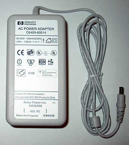 HP C6409-60014 power adapter/inverter Indoor White