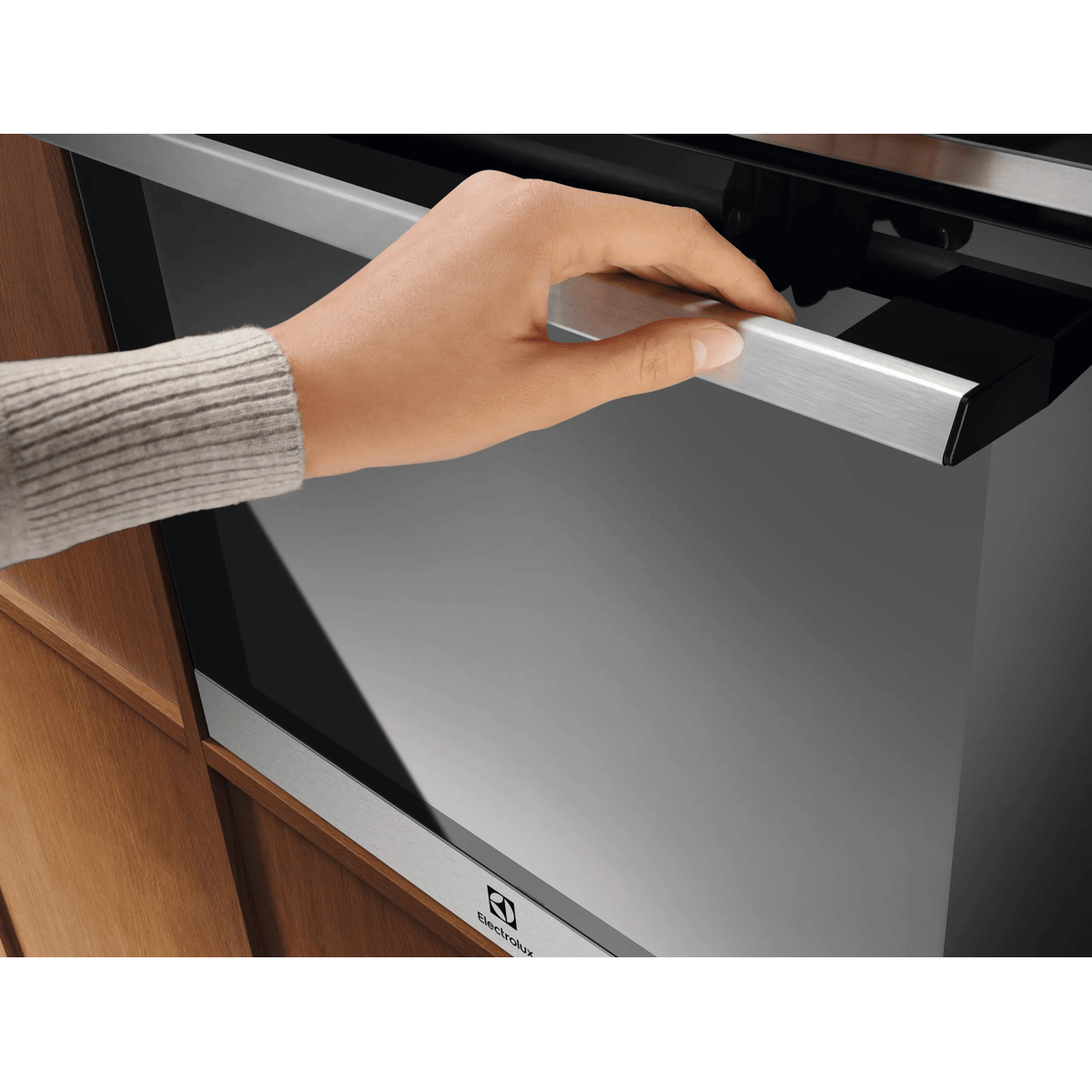 Electrolux LOP6S46X2 72 L 3490 W Stainless steel – image 2