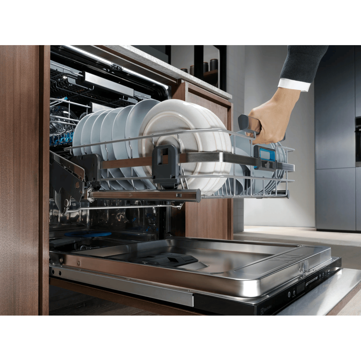 Electrolux KECB7310L Fully built-in 14 place settings – image 5