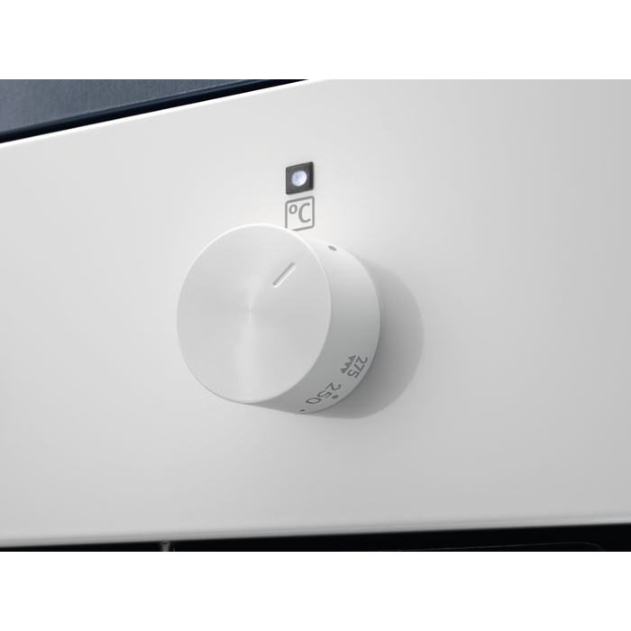 Electrolux KOHHH00W oven – image 2