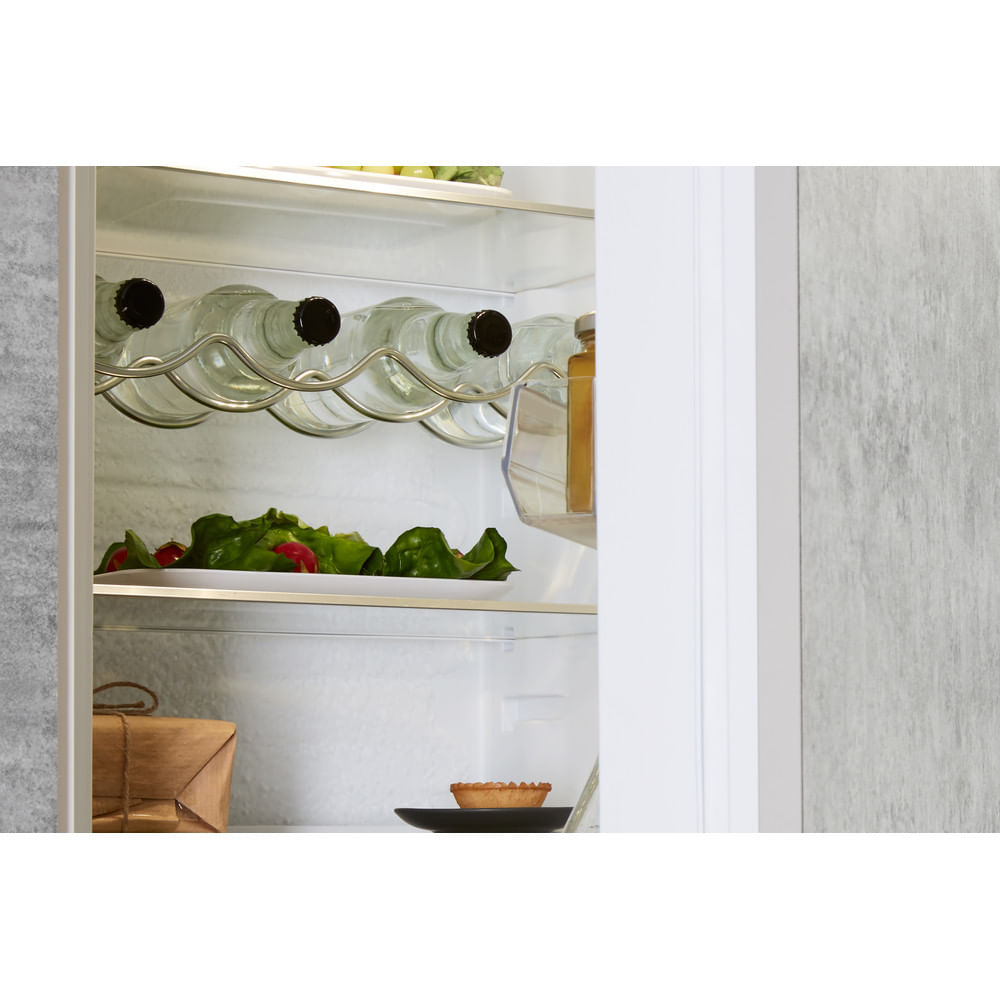 Hotpoint BCB 7030 E C O31 – image 9