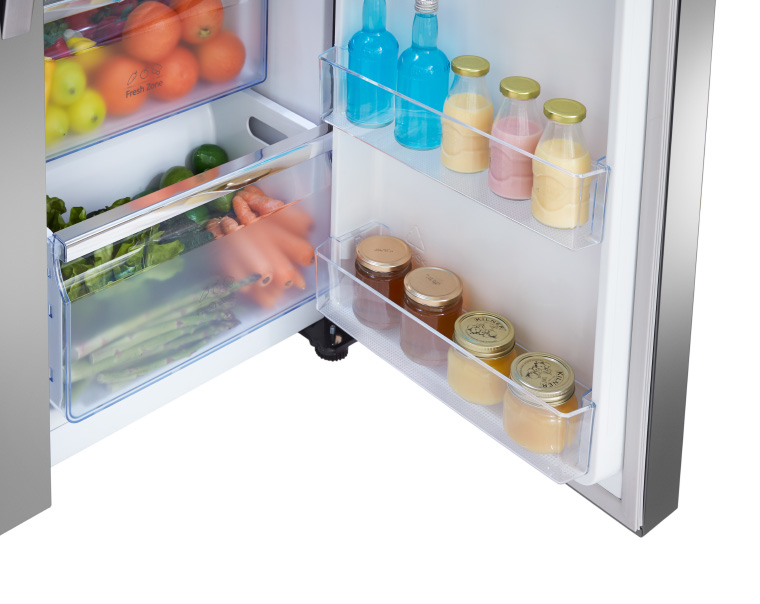 Hisense RS696N4II1 side-by-side refrigerator Freestanding – image 3
