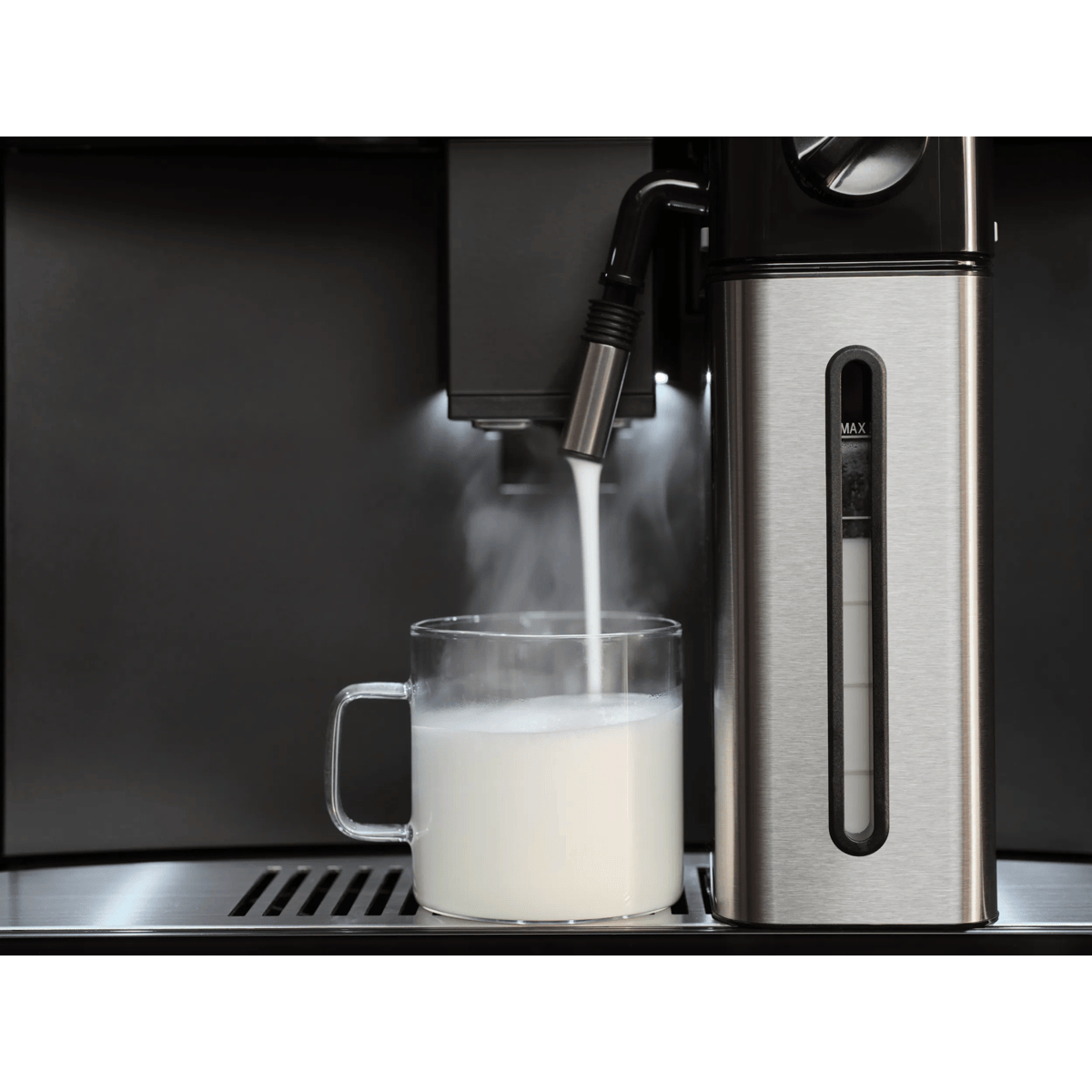 AEG NKC8N7B Fully-auto Espresso machine – image 6