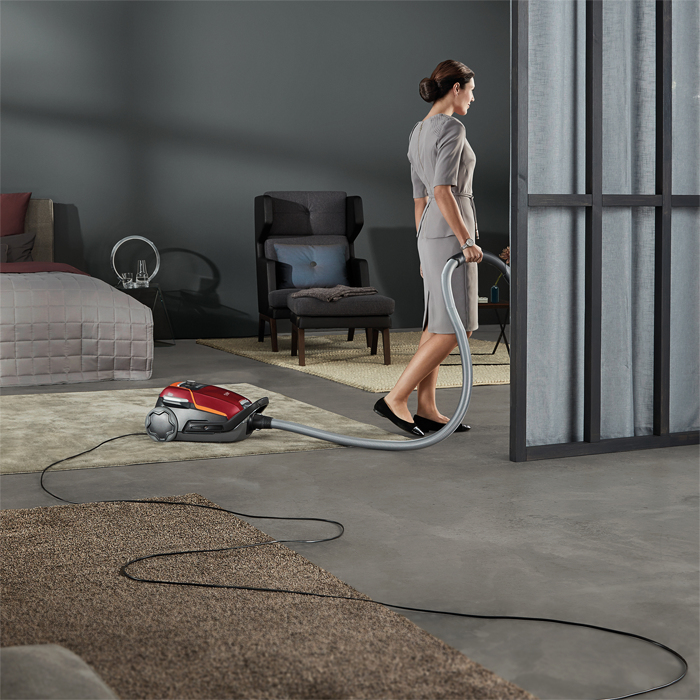 AEG VX9-1-WR-M 5 L Cylinder vacuum Dry 850 W Dust bag – image 7