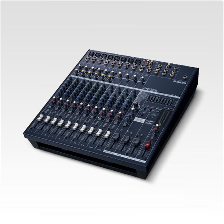 Yamaha EMX5014C audio mixer 14 channels 20