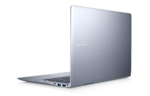 Samsung 9 900X4D-A03US Intel® Core™ i5 i5-3317U Laptop 38.1 cm (15") HD+ 8 GB DDR3-SDRAM 128 GB SSD Windows 8 Pro Silver