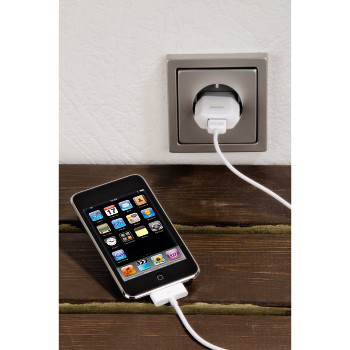 Hama 00106647 mobile device charger White Auto – image 2