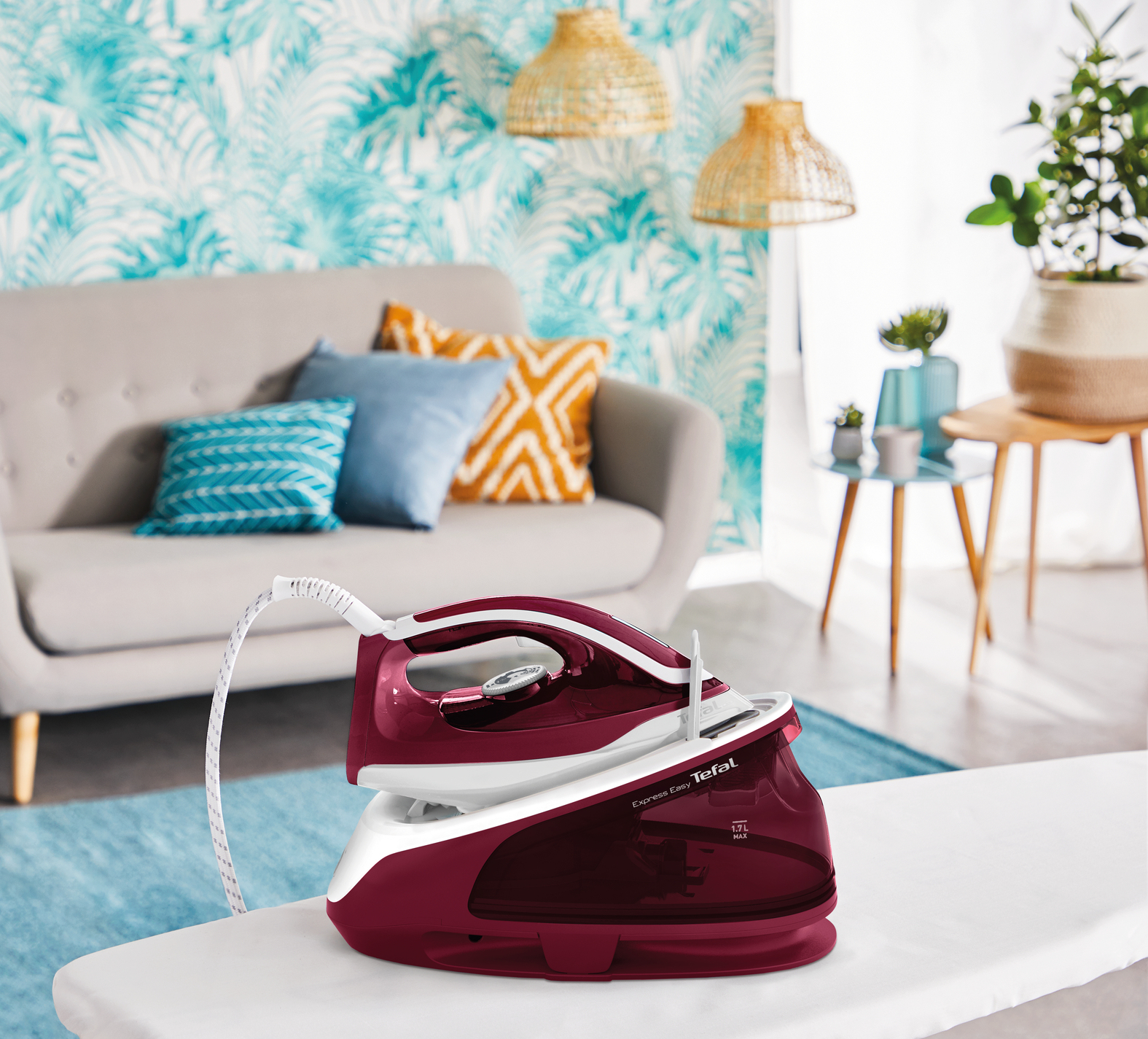 Tefal SV6130 steam ironing station – image 6
