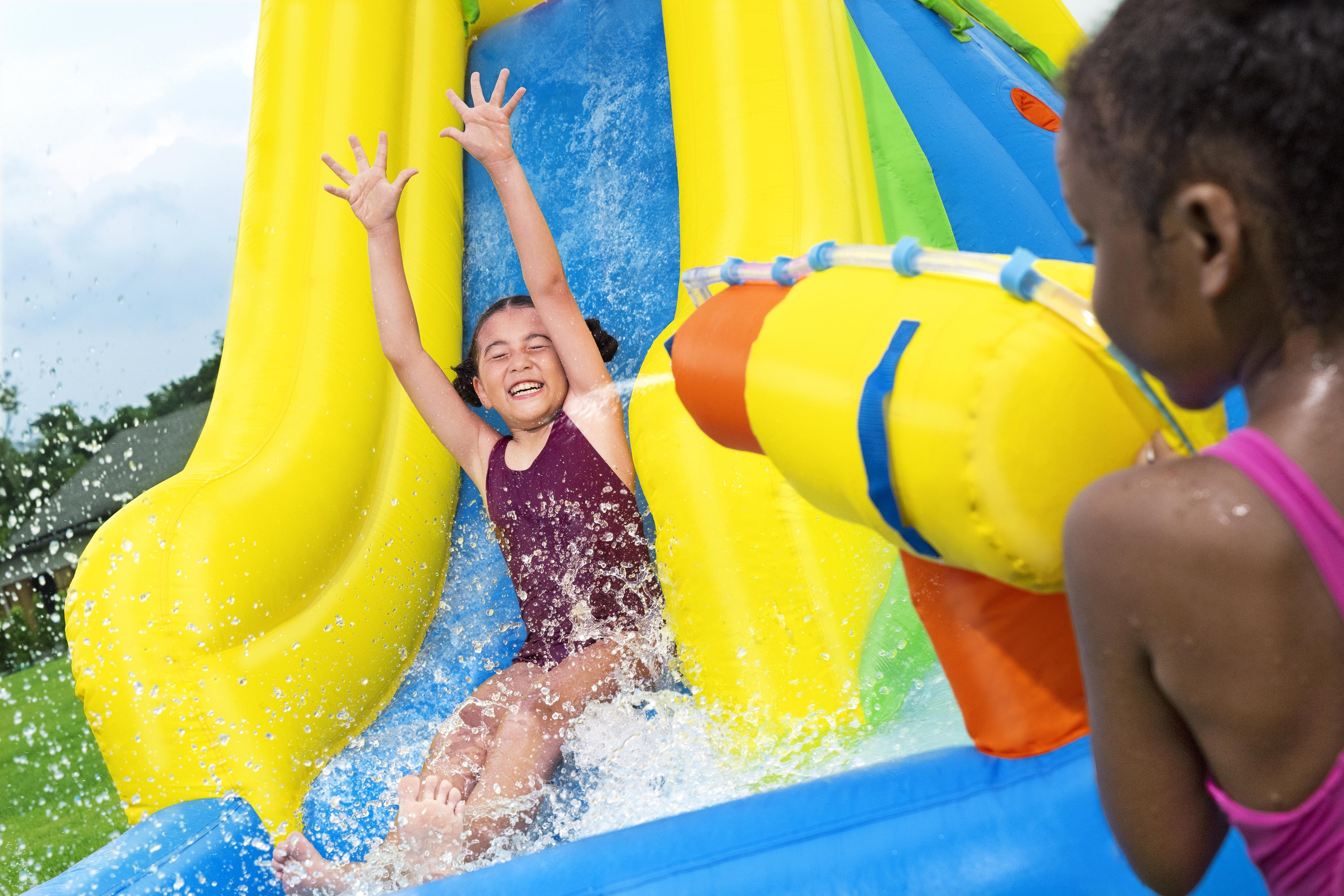 عکس پارک آبی بادی H2OGO! مدل Mount Splashblast