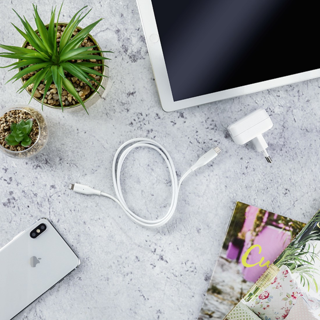 Hama 00183341 mobile device charger Smartphone White Cigar lighter Fast charging Auto – image 9