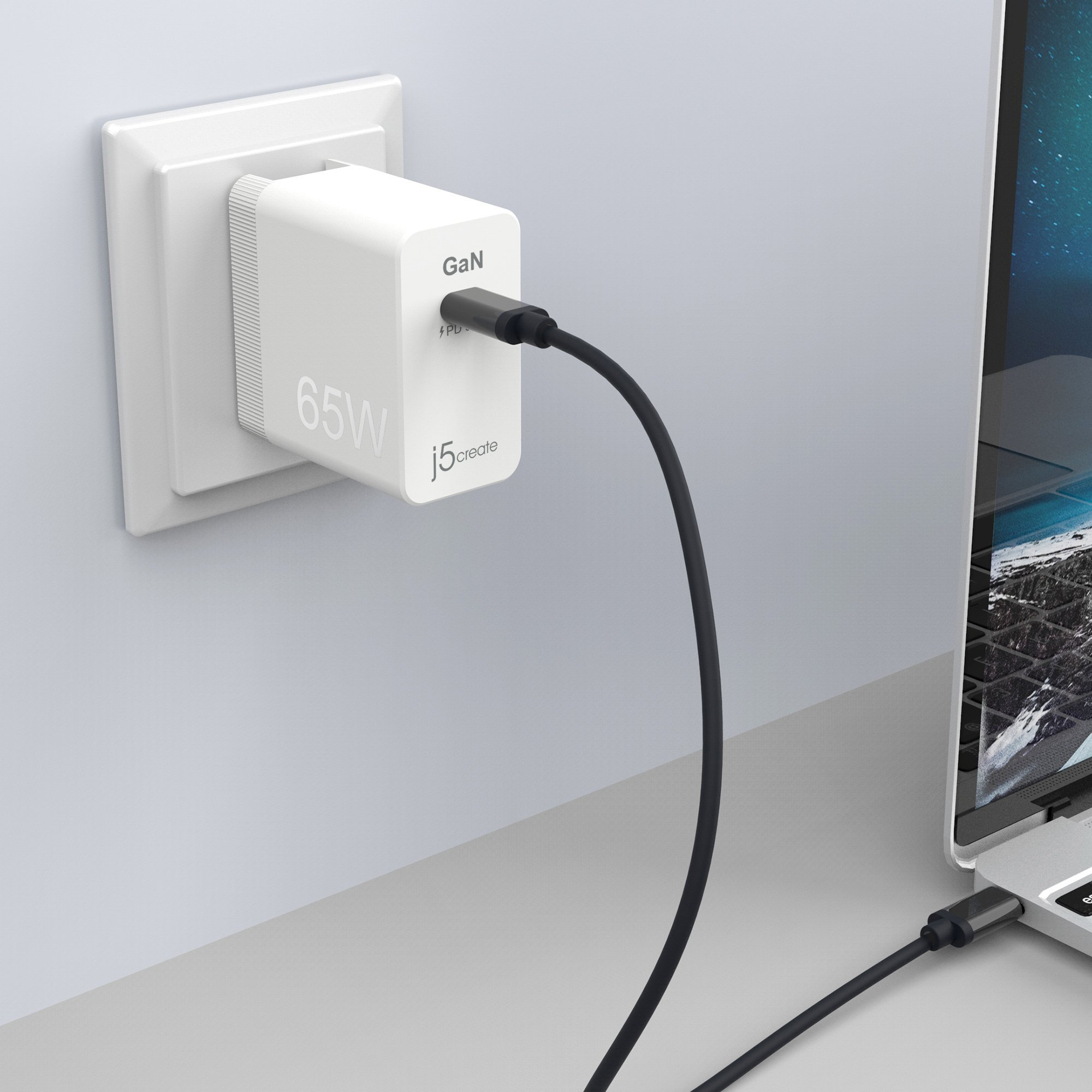 j5create JUP1365 mobile device charger Universal White AC Indoor – image 6