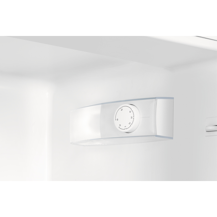 AEG SKB51221AS fridge Built-in – image 2