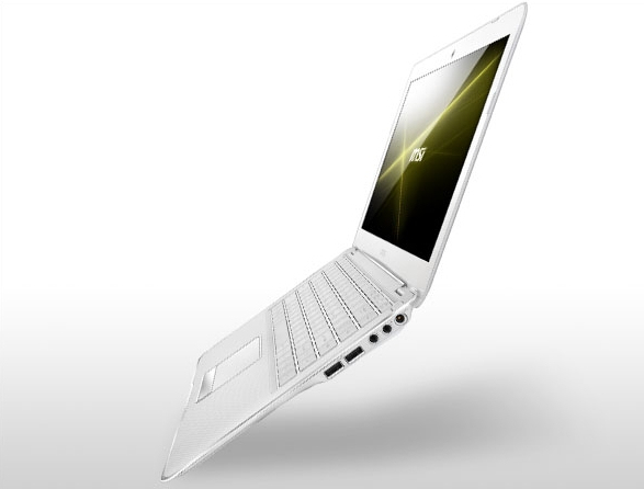 MSI X-Slim Series X370-400FR laptop AMD E E-450 – image 5