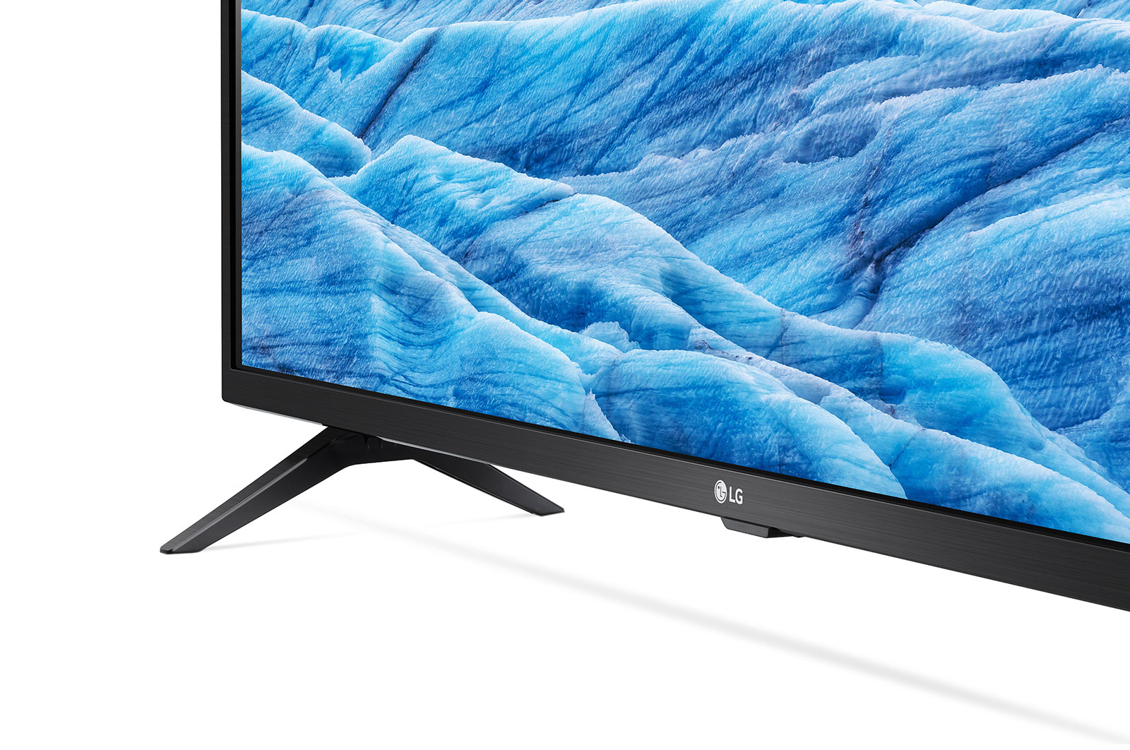 LG 43UM7310PUA TV – image 9