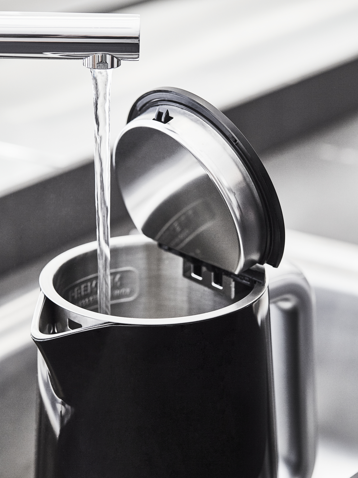 Tefal KO8508 electric kettle – image 4