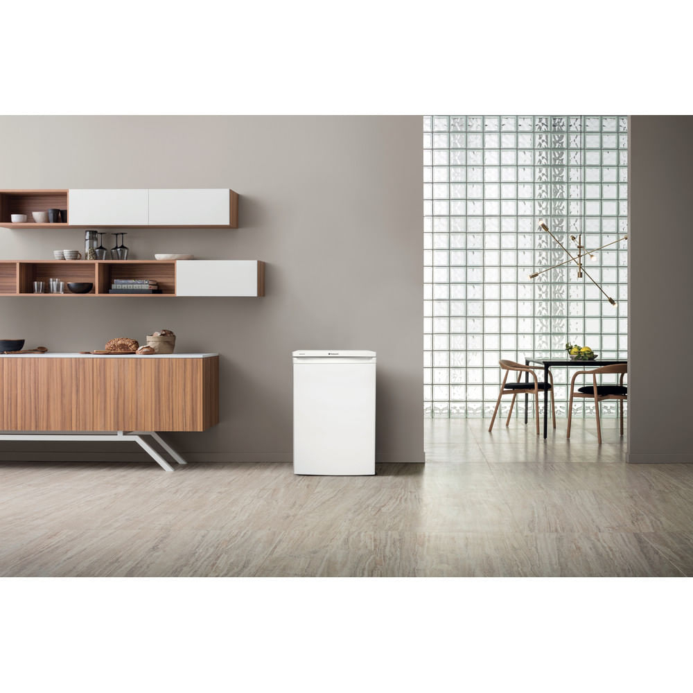 Hotpoint Freestanding Fridge RSAAV22P.1.1 – image 5