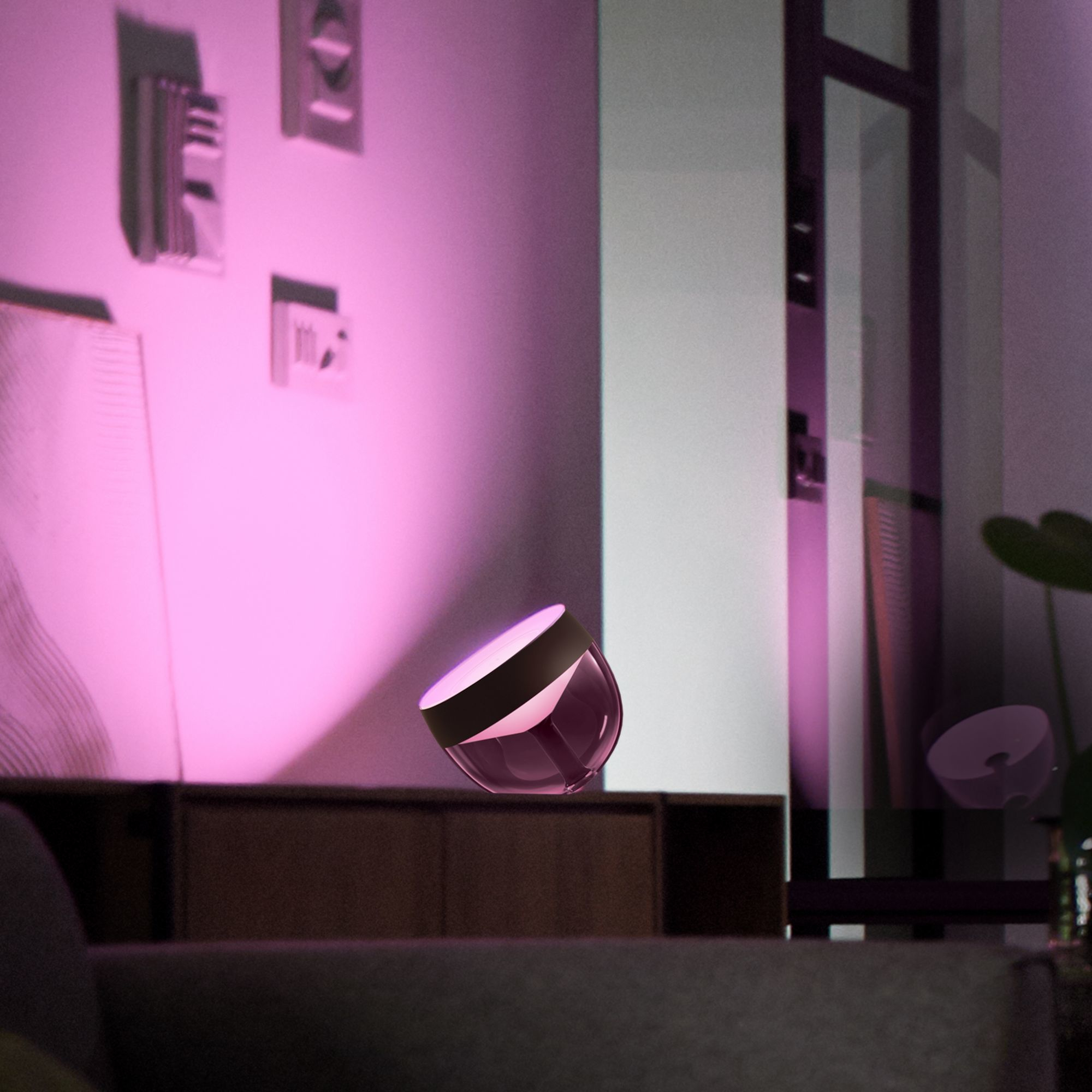 Philips by Signify Philips Hue White and colour ambience Iris table lamp – image 7