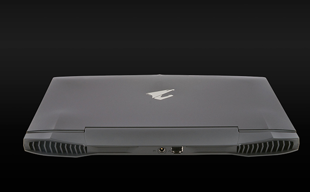 GIGABYTE X3 PLUS – image 4