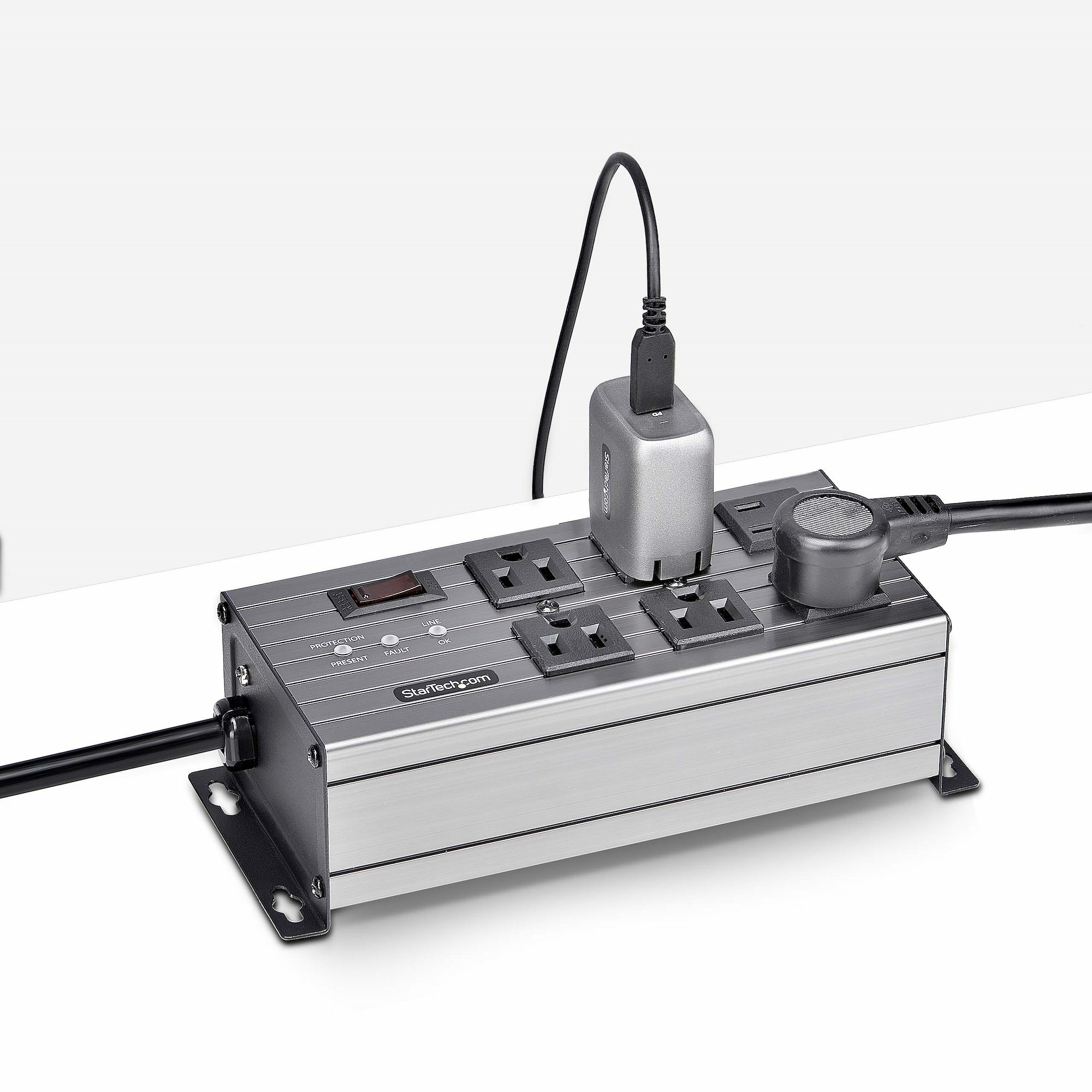 StarTech.com 6-Outlet Industrial Power Strip – image 7