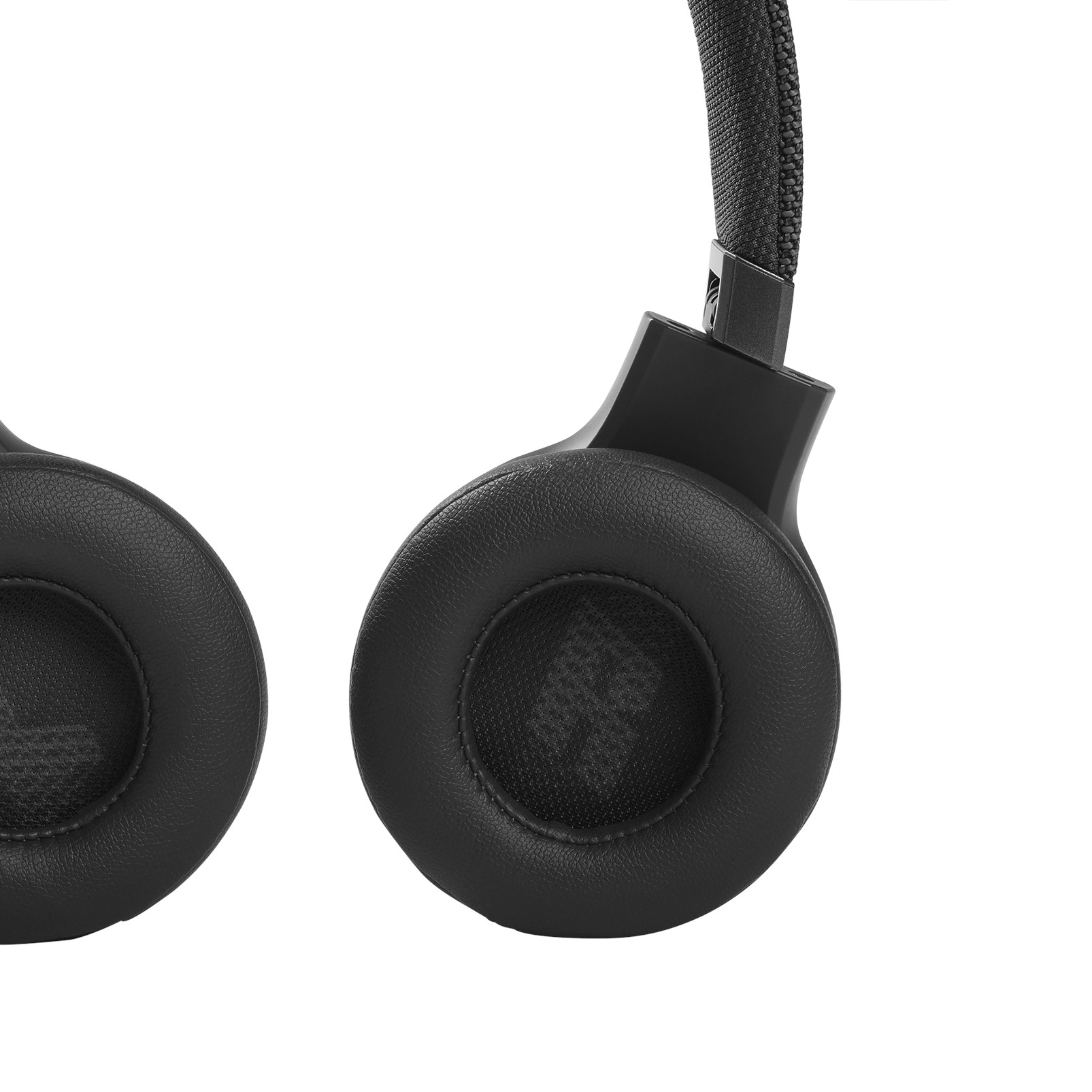 JBL Live 460 NC – image 6