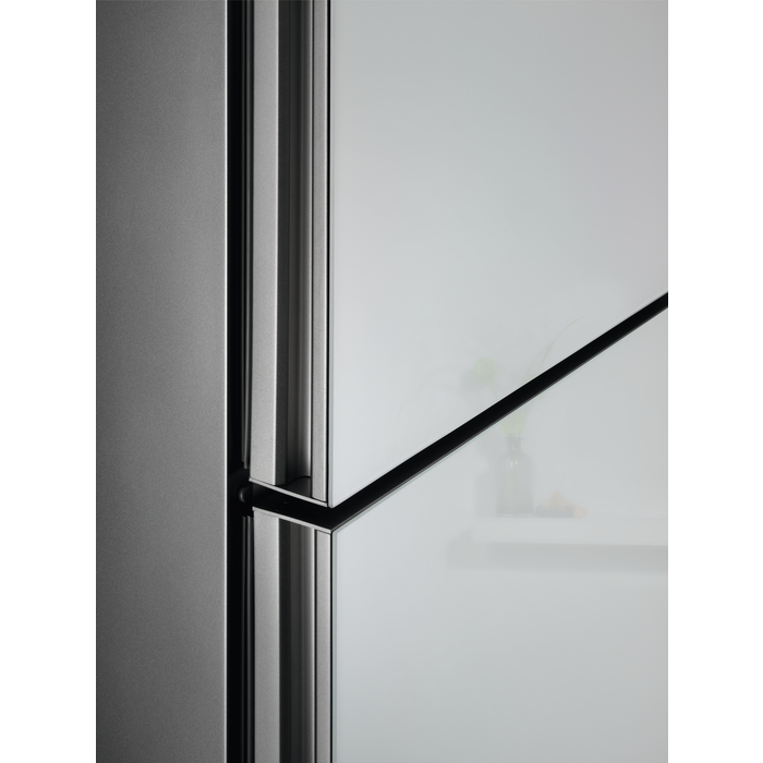 Electrolux LNT7ME34G1 Freestanding – image 7