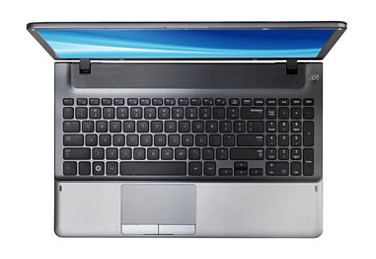 Samsung 3 NP355V5C 39.6 cm (15.6") HD 8 GB DDR3-SDRAM 1 TB HDD AMD Radeon HD 7670M Wi-Fi 4 (802.11n) Windows 7 Home Premium Anthracite – image 4